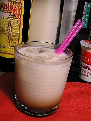 Коктейль White Russian